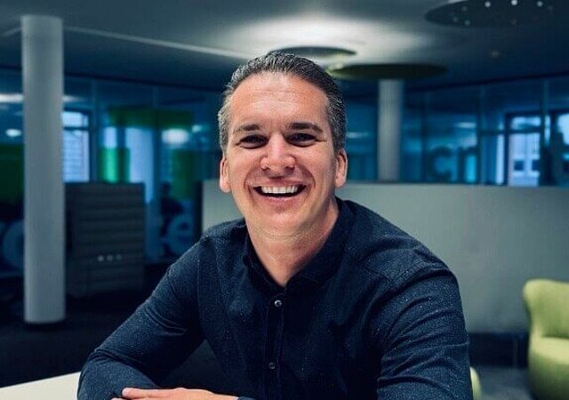 GuideCom Simon Pace